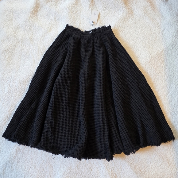 venera aparu Dresses & Skirts - Venera Arapu Fringed Waffle Cotton Skirt